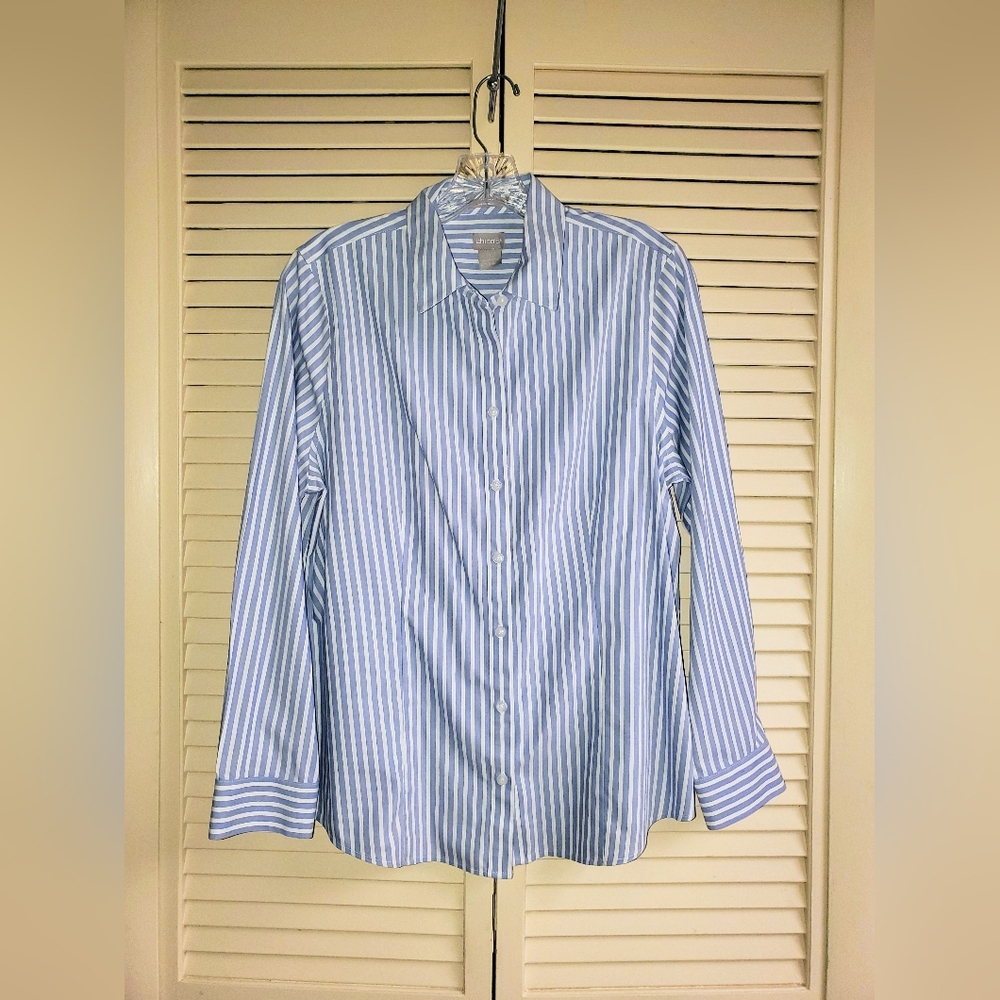 Chico's No Iron Coolmax All Season Women's Blue Striped Shirt Size 1 (8/10)